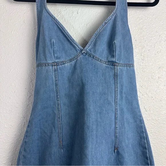 Gilli Women's Blue Denim Halter Overalls - Picture 7 of 11